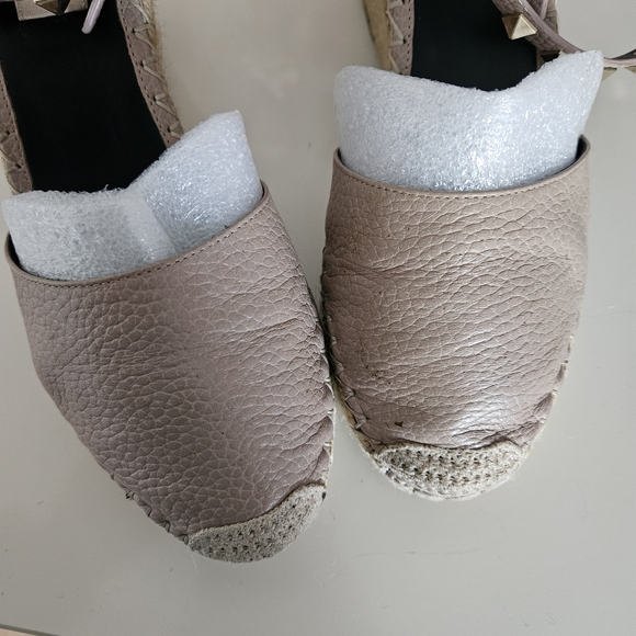 Valentino Garavani Studded Taupe Espadrilles - Picture 7 of 8